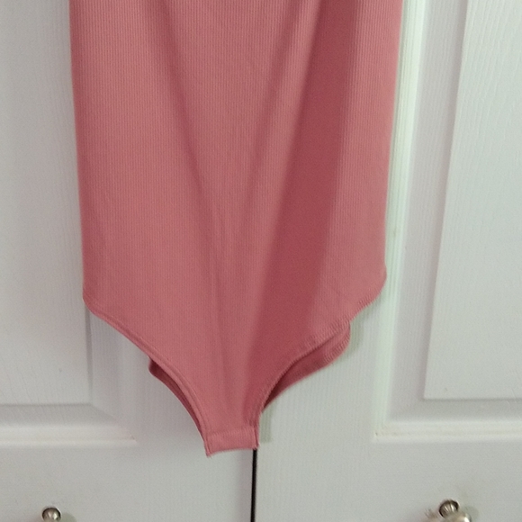 Gaze. Bodysuit size medium - Picture 3 of 7